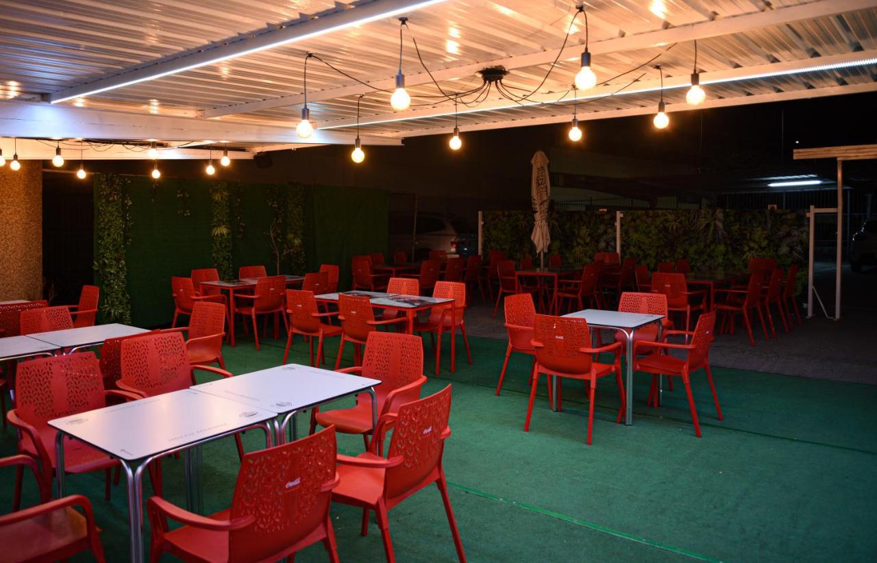Hotel Chips Ferrol Naron  Exterior photo