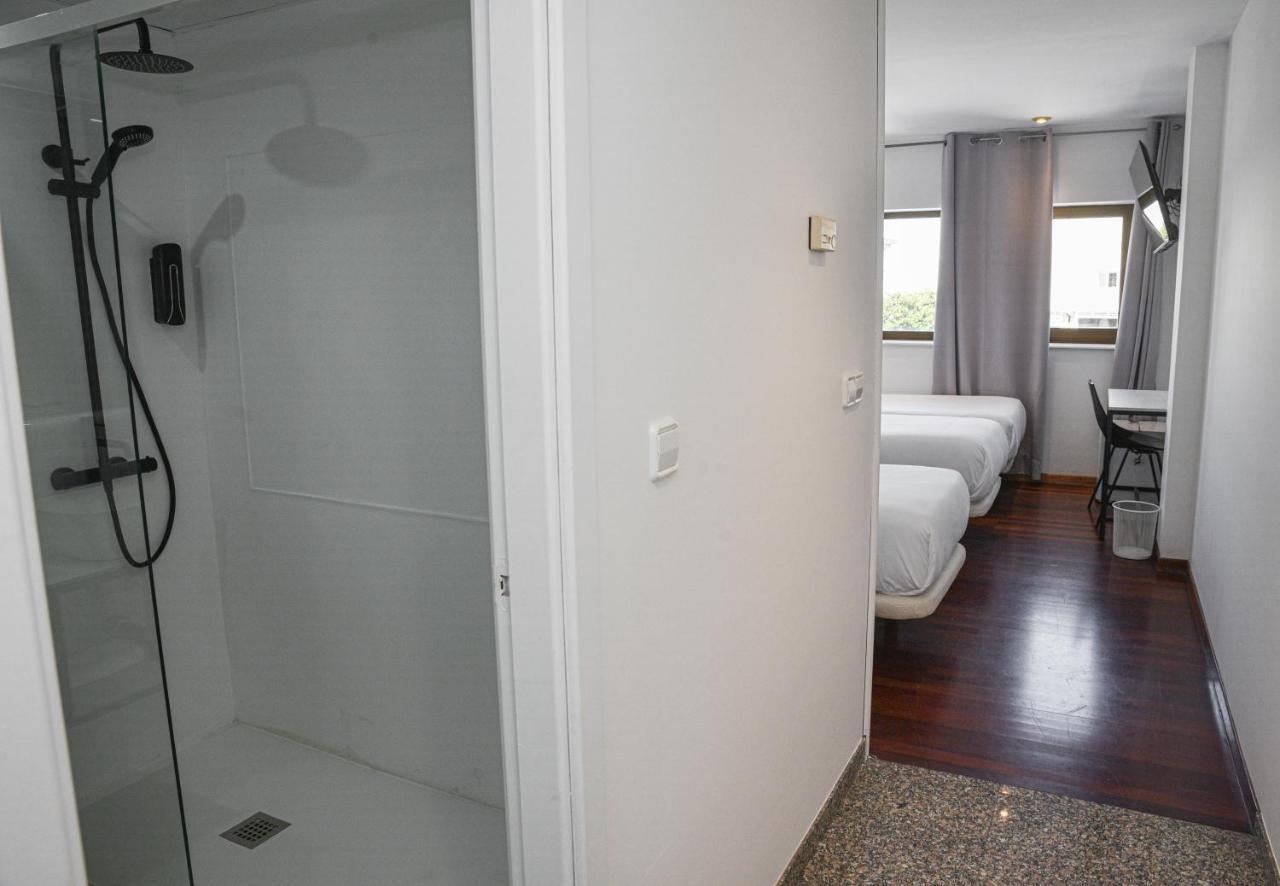 Hotel Chips Ferrol Naron  Exterior photo